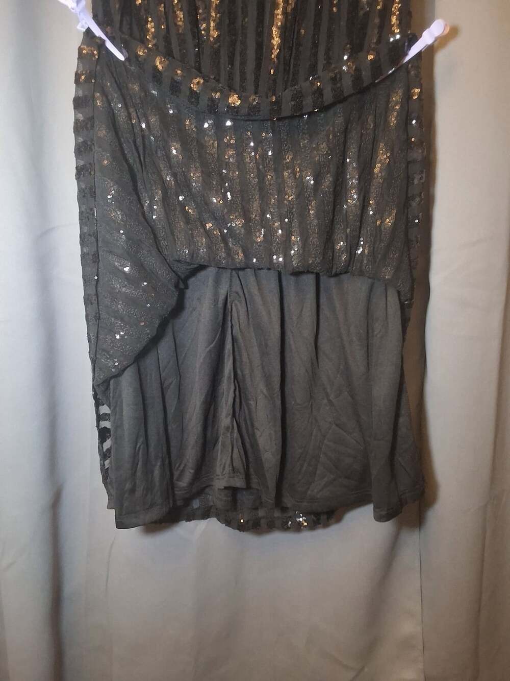 Bloomchic Plus Size 2X 18-20 Black Shimmery Sequin V Neck Dress with Pockets - Picture 9 of 9